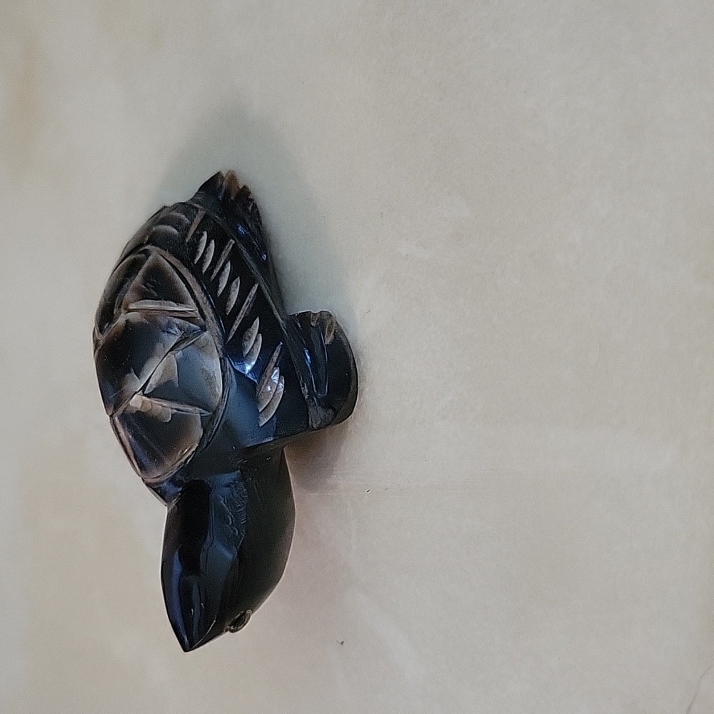 Mini 2 Inch Turtle Made From Water Buffalo Horn Gifts & Collectibles - Picture 3 of 5